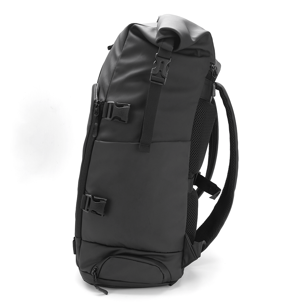 Floating Roll-Top Cycling Backpack with Mount Kit