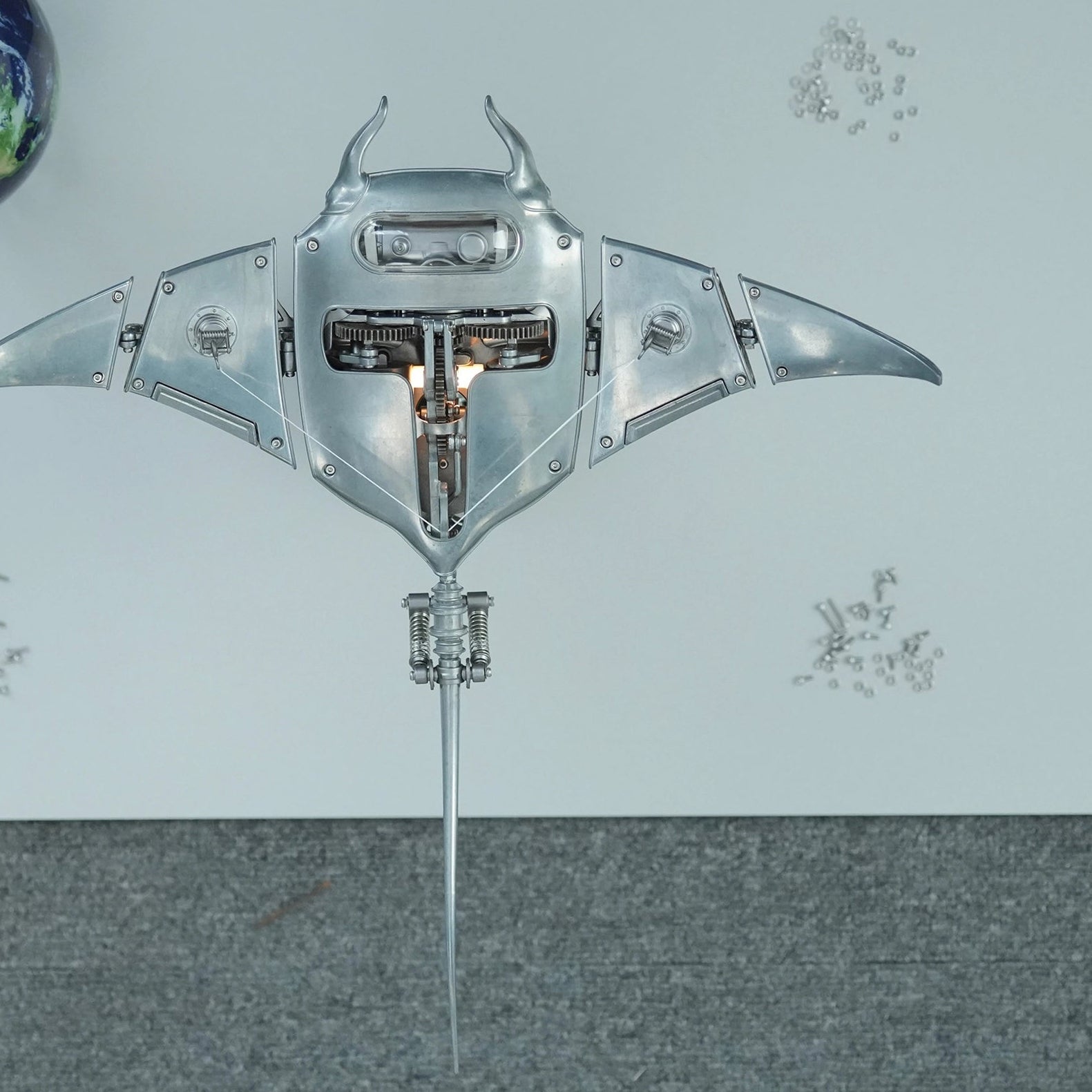 Mechanical Metal Manta Ray Dynamic Sculpture Kit