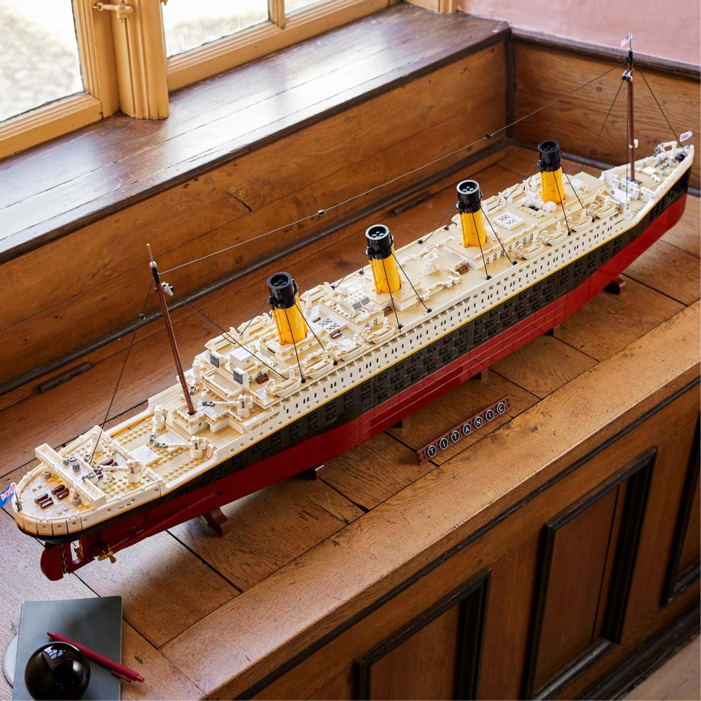 ® Creator Expert Titanic