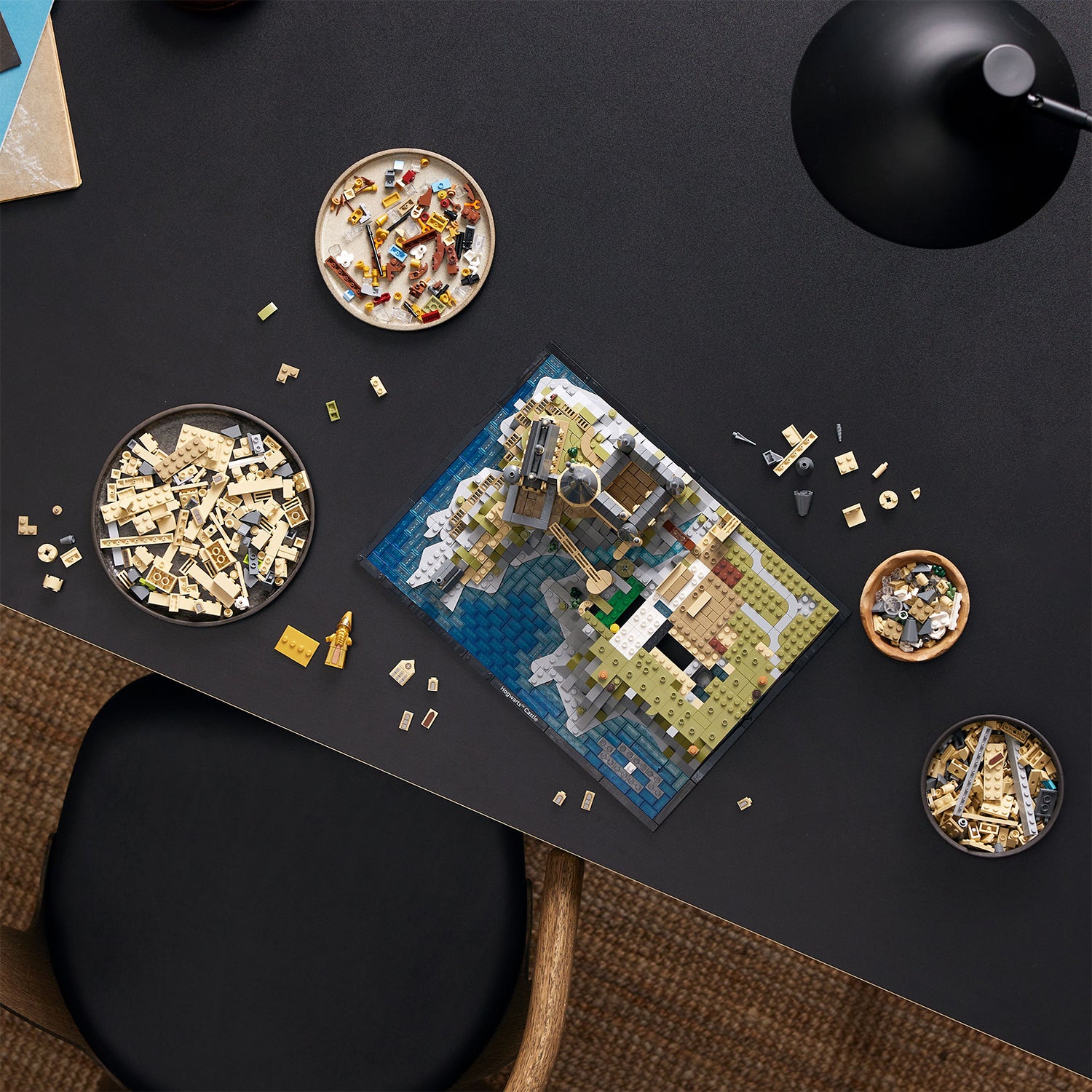 ® Harry Potter™ Hogwarts™ Castle & Grounds