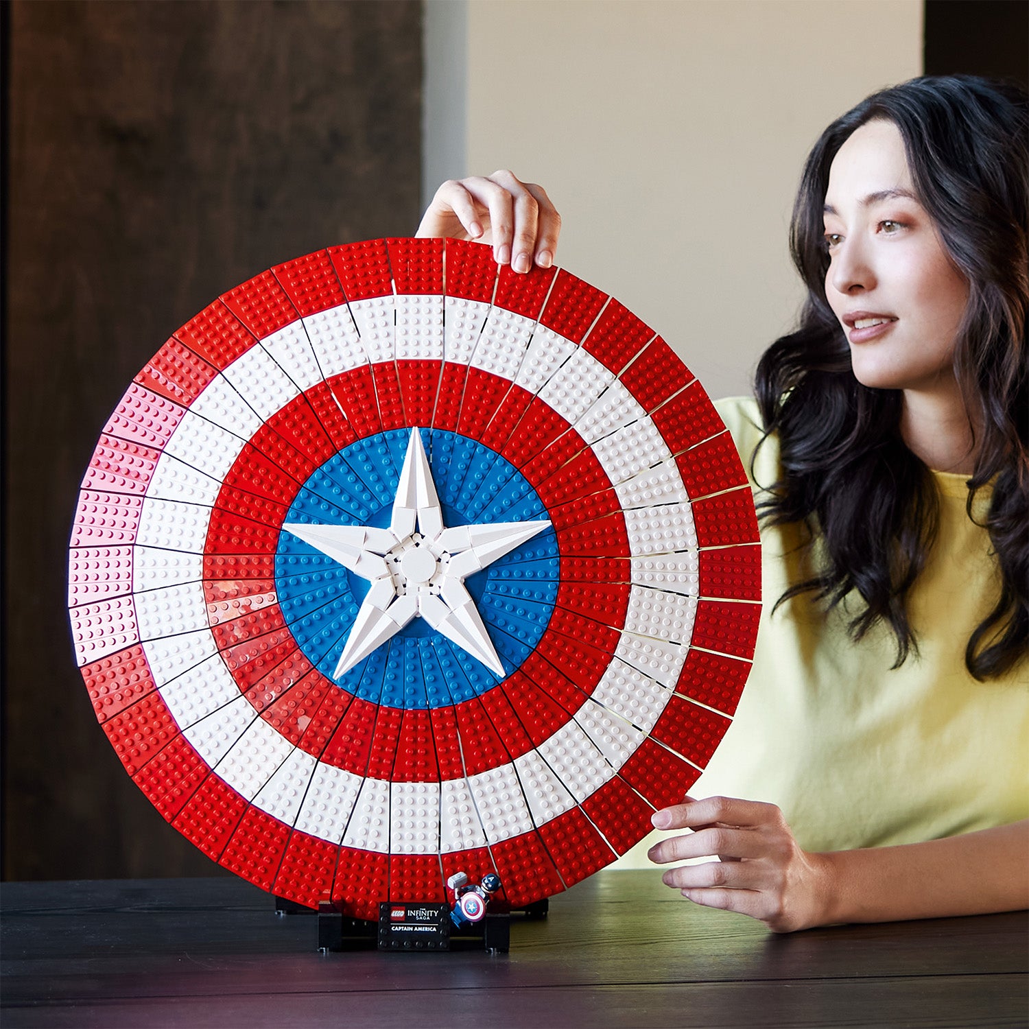 ® Marvel Captain America’s Shield
