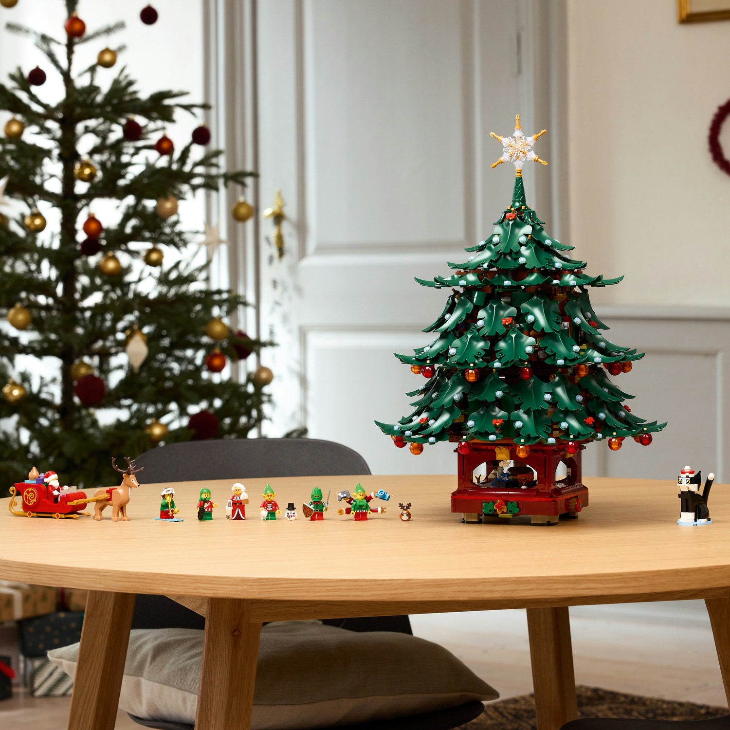 ® Family Christmas Tree Decoration