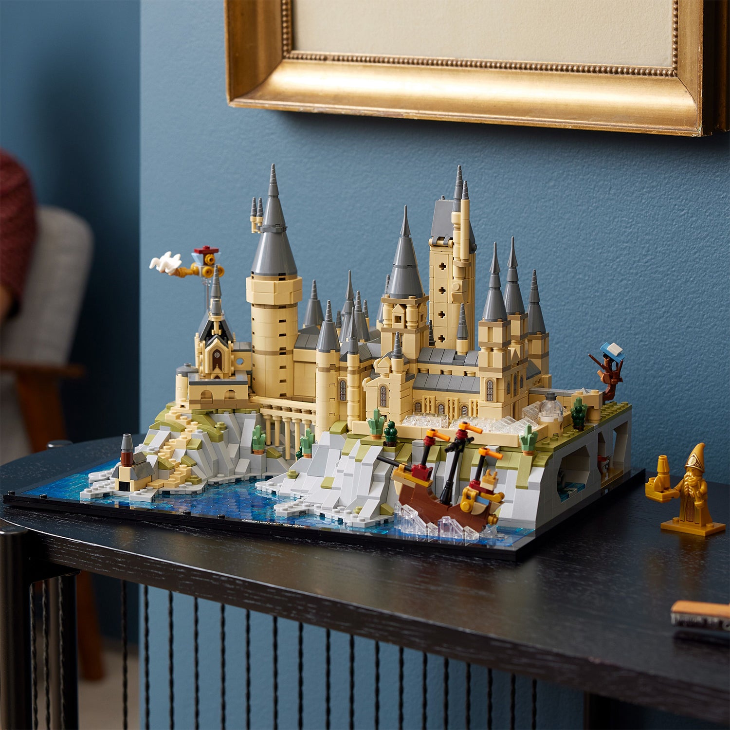 ® Harry Potter™ Hogwarts™ Castle & Grounds
