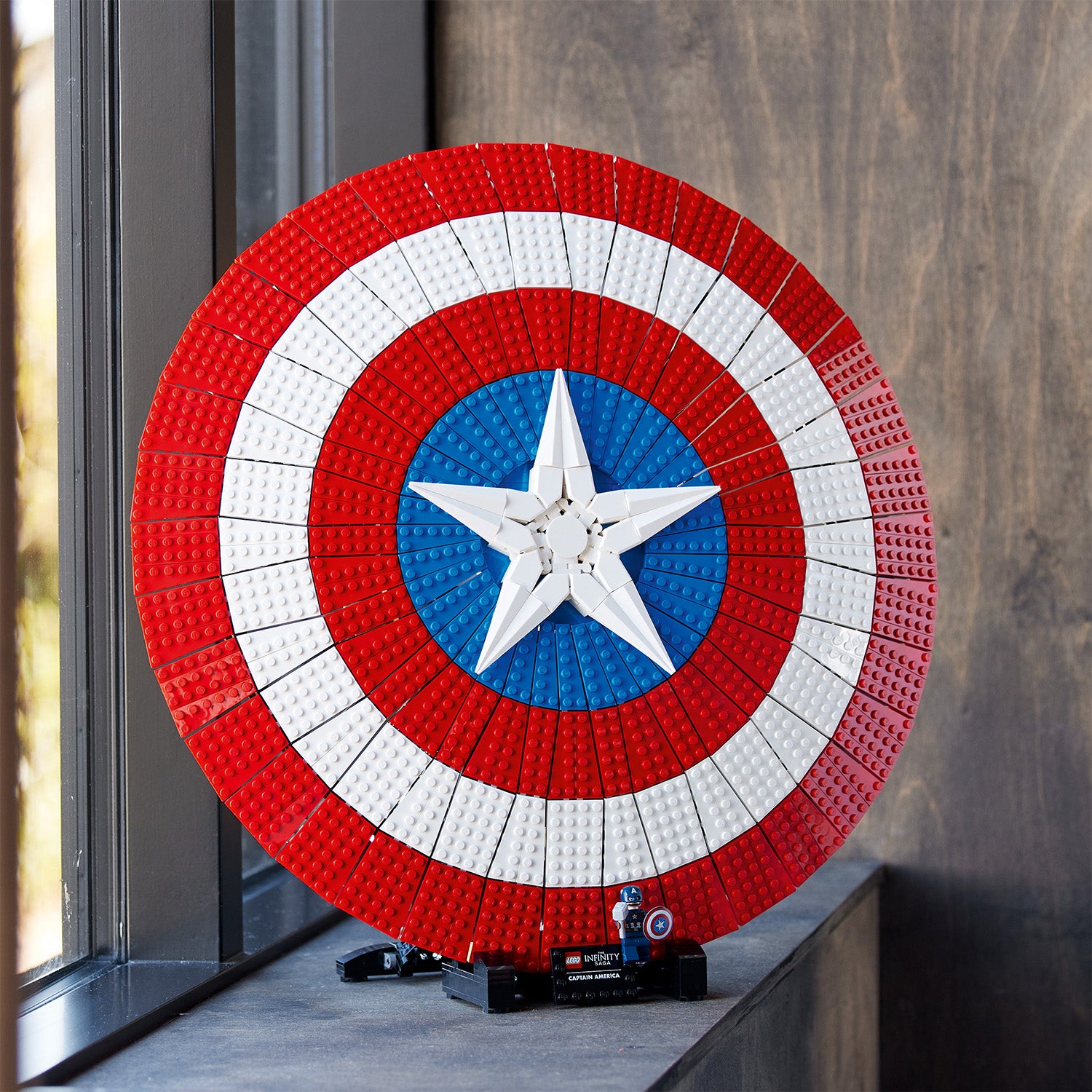 ® Marvel Captain America’s Shield