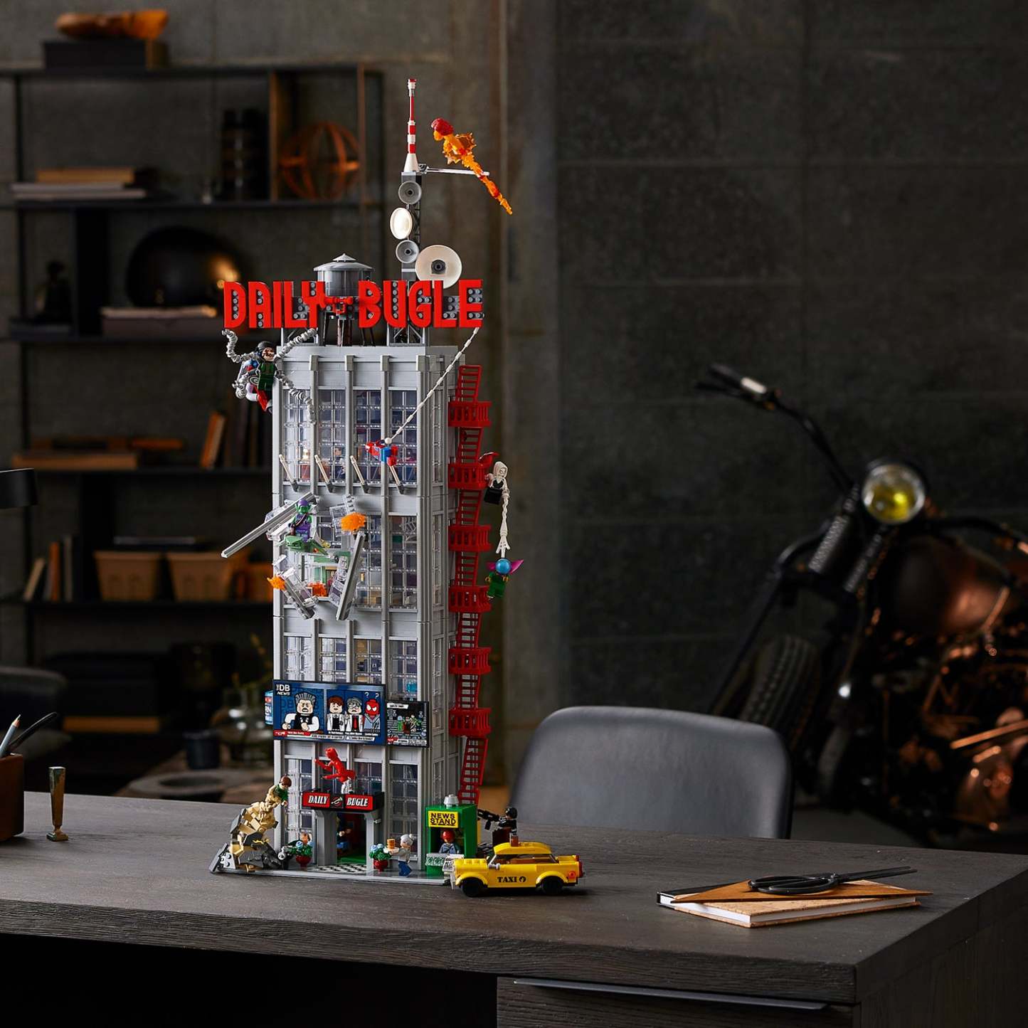 ® Marvel Spider-Man Daily Bugle