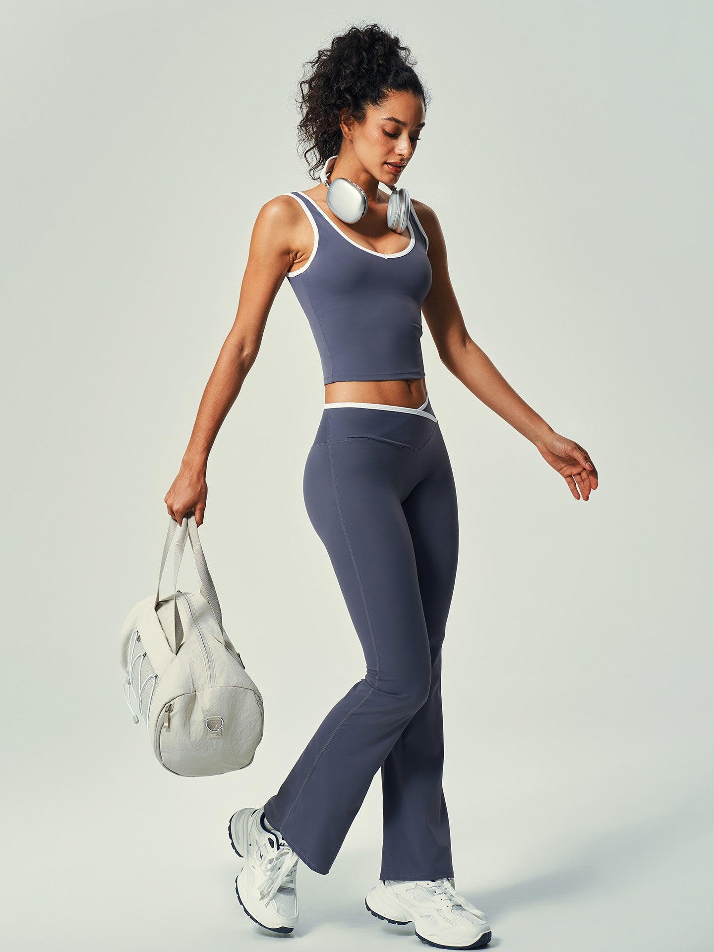 Women's Nude-Feel Crossover High-Waisted Color-Blocked Backless Fitted Yoga Workout Set