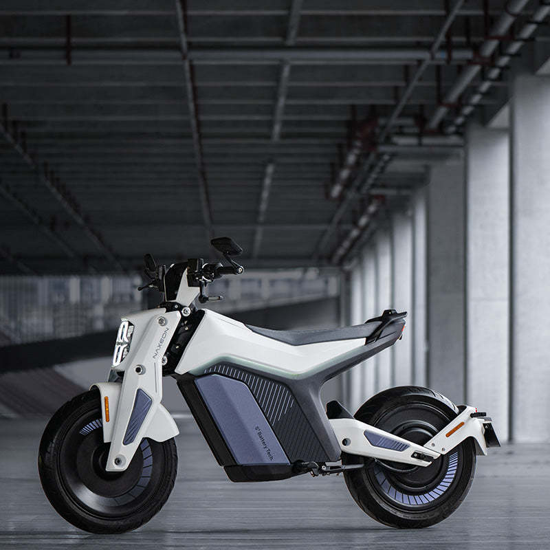 Naxeon I AM Pro Electric Motorcycle | 7.5kW Motor | 72V Lithium | Street Legal