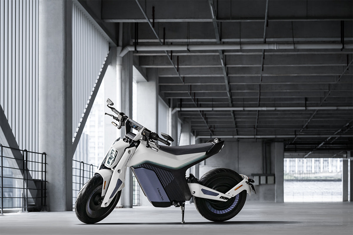 Naxeon I AM Pro Electric Motorcycle | 7.5kW Motor | 72V Lithium | Street Legal