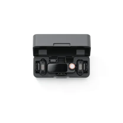 Mic 3 Combo (2 Transmitter + 1 Receiver + Charging Case)