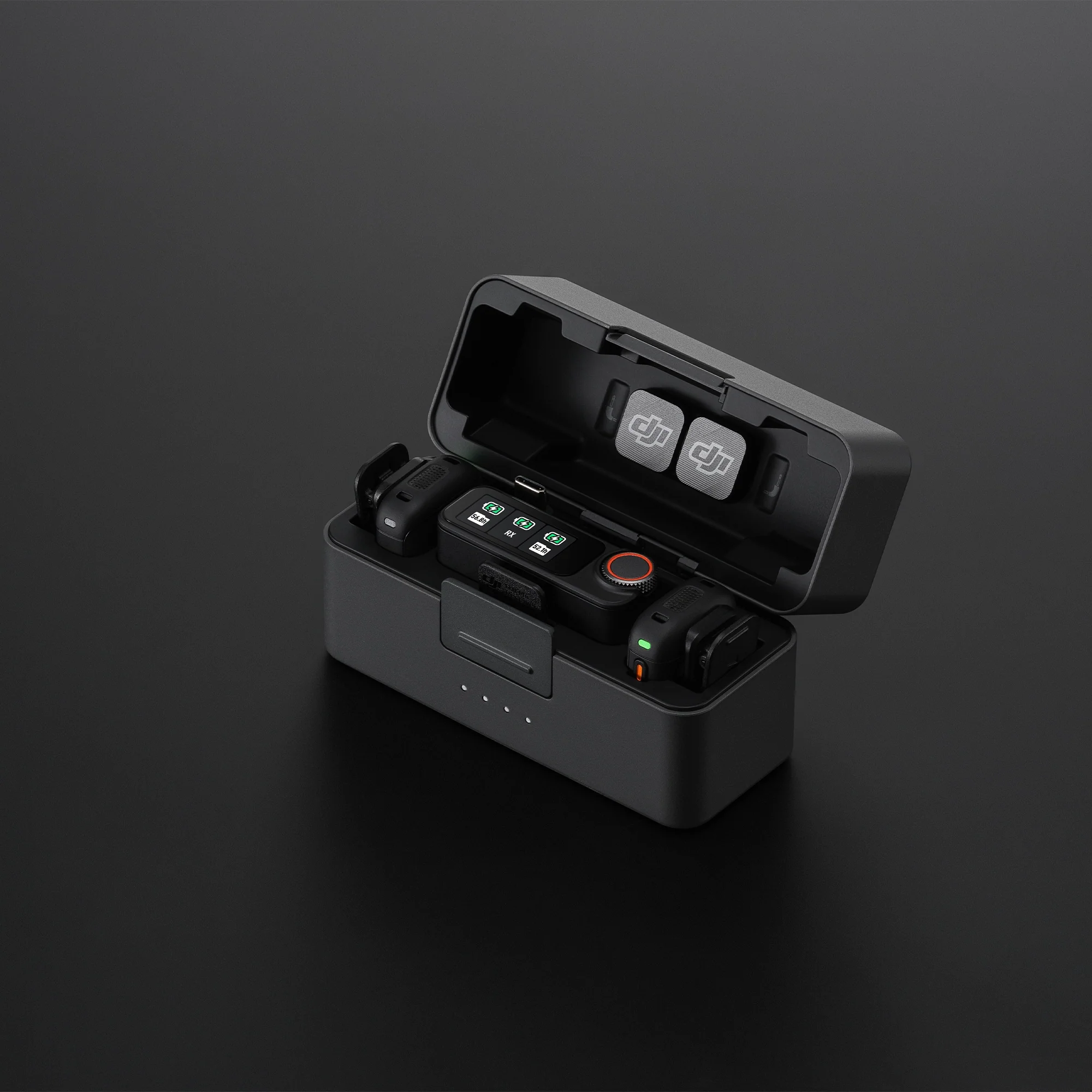 Mic 3 Combo (2 Transmitter + 1 Receiver + Charging Case)