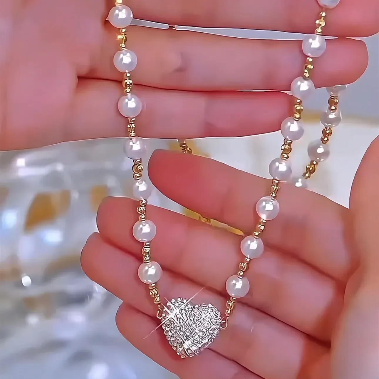 14K Magnetic Heart Pearl Necklace