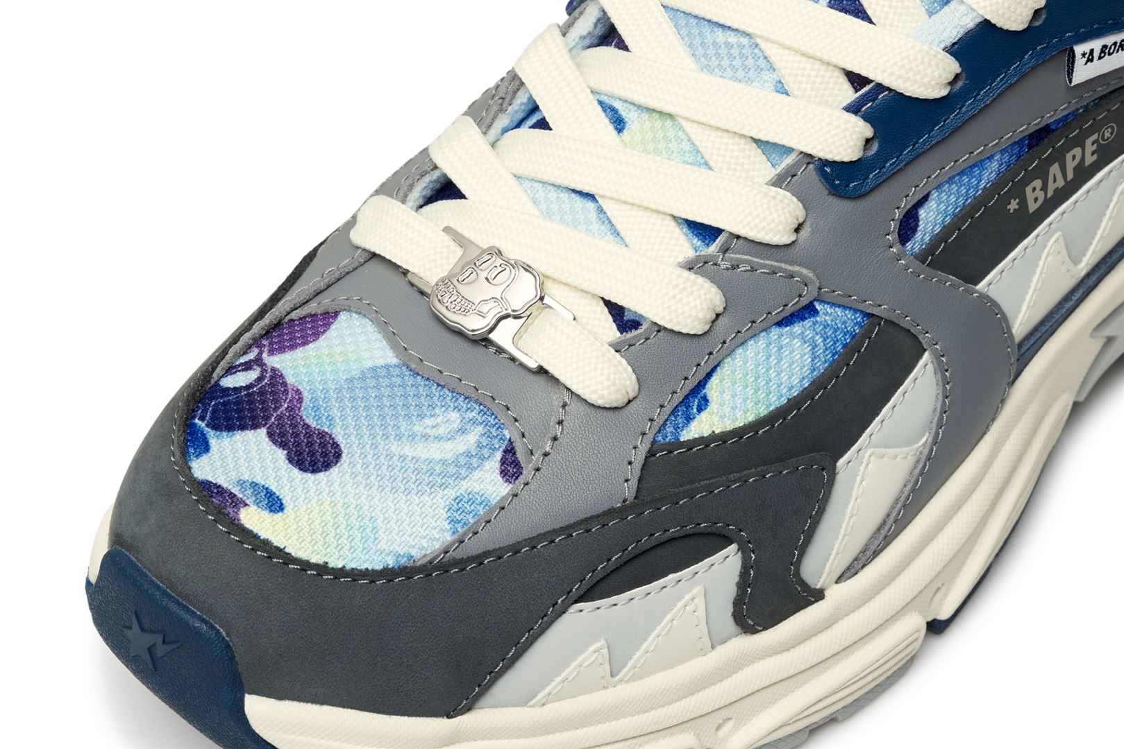 CO-BRANDING SHARK STA