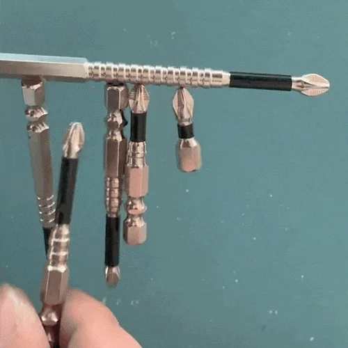 Magnetic screwdriver bit set