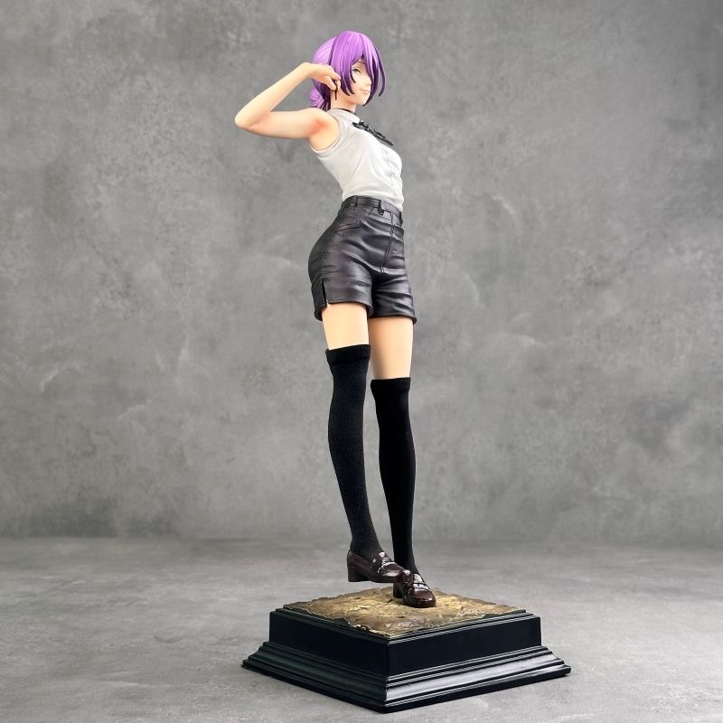 Unique Gift for Fans ChAnime Bomb Devil Bomberman Reze Figurine Decoration Desktop Diristmas Present Anime Merchandise Free Bumblebee keychain version kpop demon hunter theme doll