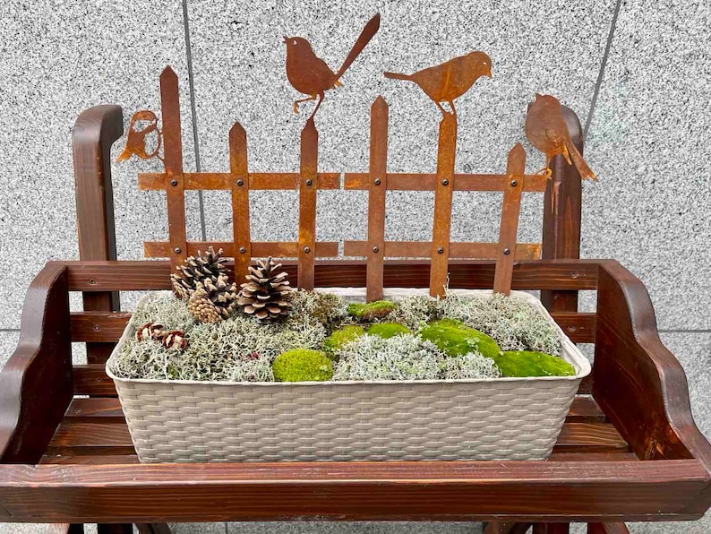 Rusted Metal Birds on Fence: Garden Decor Plant Pot Ornament
