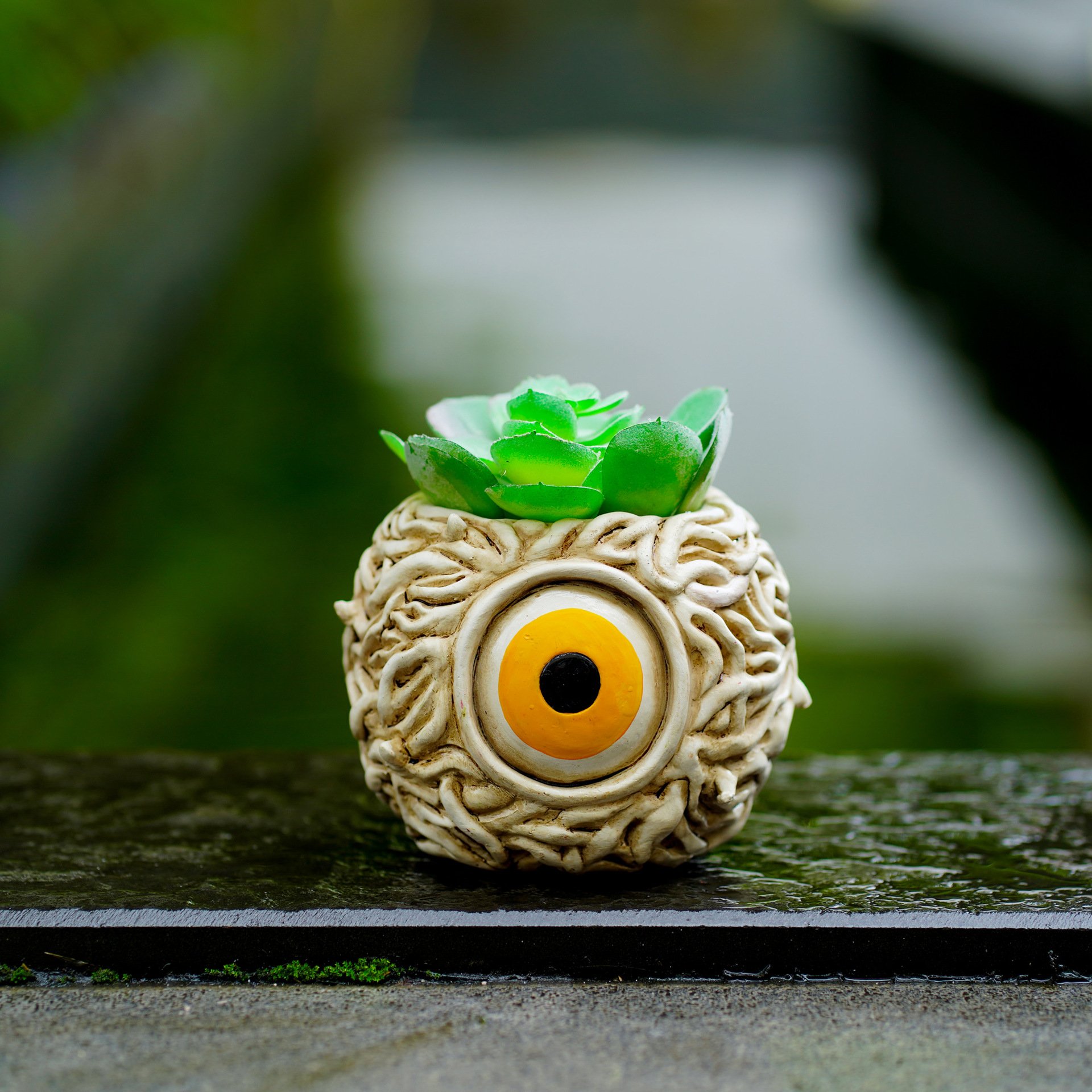 👁️ Handmade Devil's Eye Resin Planter Gothic Spooky Home Decor Pot