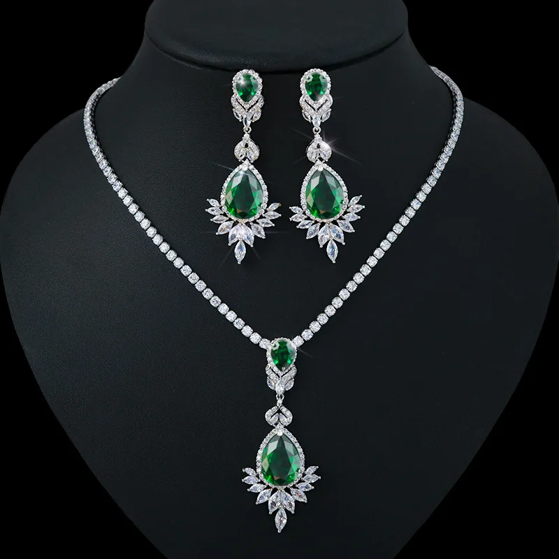 Flash White Ear Stud Retro High End Zircon New Wedding Necklace Set Versatile Banquet Accessories Sparkle