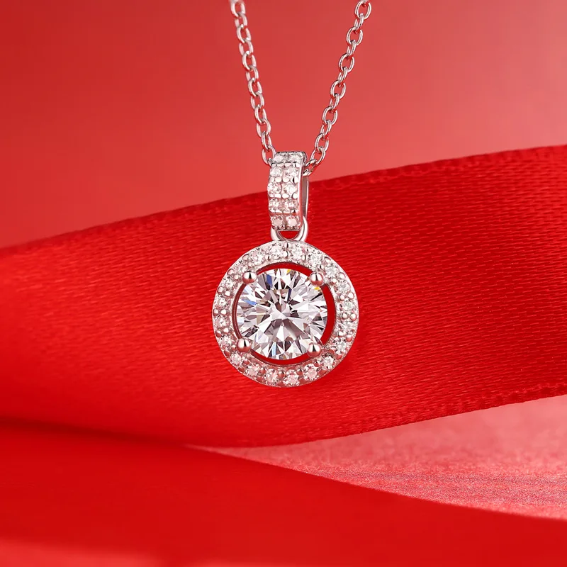 Classic 5ct Sparkling Halo Round Moissanite 925 Silver Women's Neck Chain Luxury Designer Jewelry Engagement Wedding Gift Party