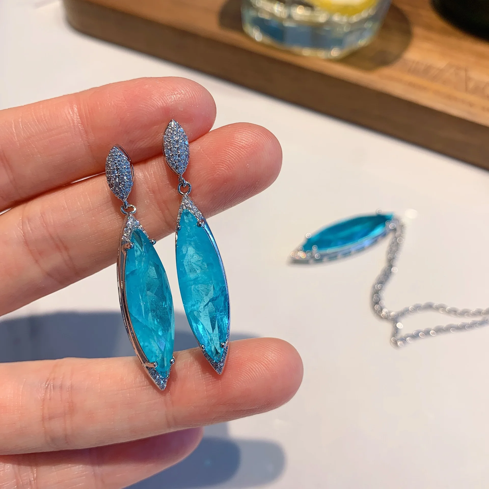European And American Style Blue Paraiba Gemstone Earrings Necklace Jewelry Set Earrings 8*27 Pendant 10*35 Women's Jewelry Gift