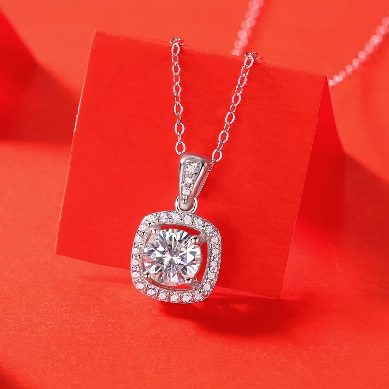 1ct Sparkling Halo Moissanite Pendant 40-45cm Adjustable Women's 925 Sterling Silver Necklace Luxury Designer Birthday Gift