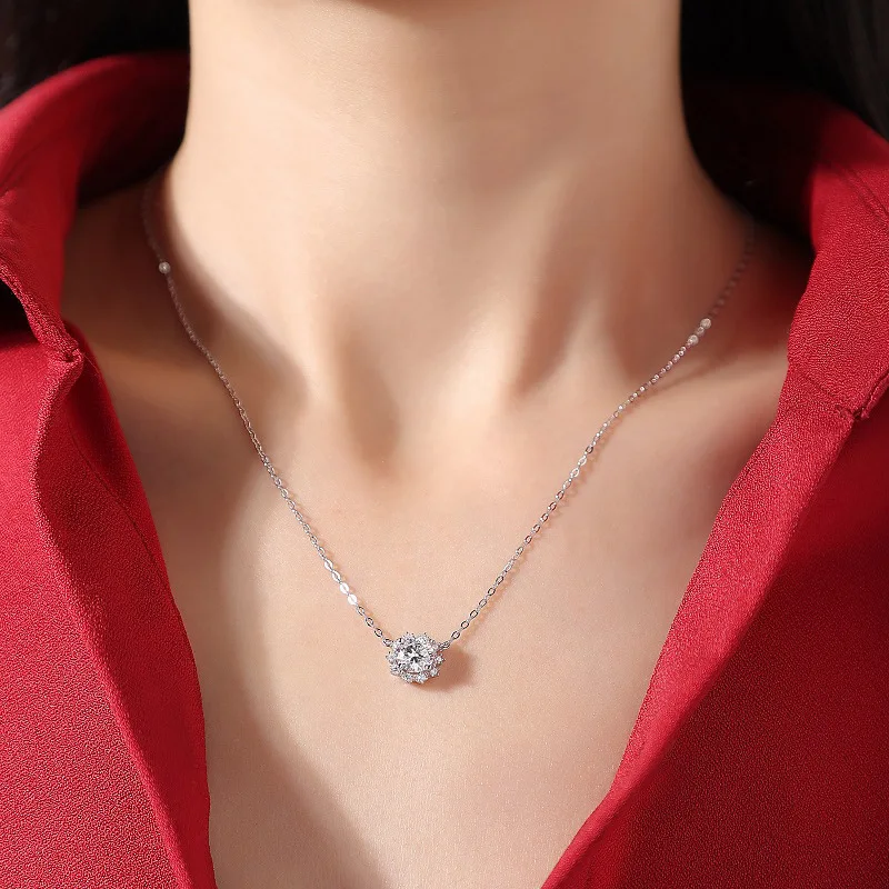 Authentic 925 Sterling Silver Chain Dazzling Snowflake Moissanite Pendant Graceful Luxury Quality Jewelry With Certificate