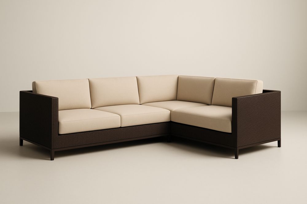 Narożnik z technorattanu z beżowymi poduszkami