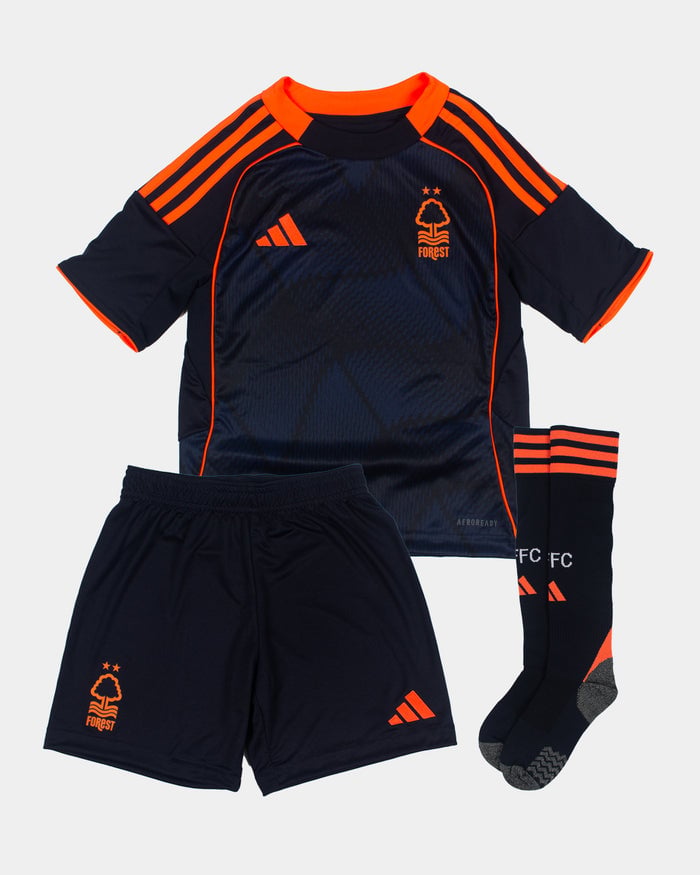Kinder Nottingham Forest 2025/26 Drittes Kit