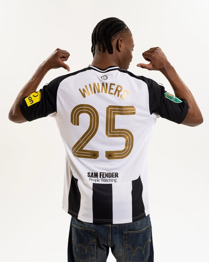 Herren Newcastle United 2025 Carabao Cup Gewinner Shirt