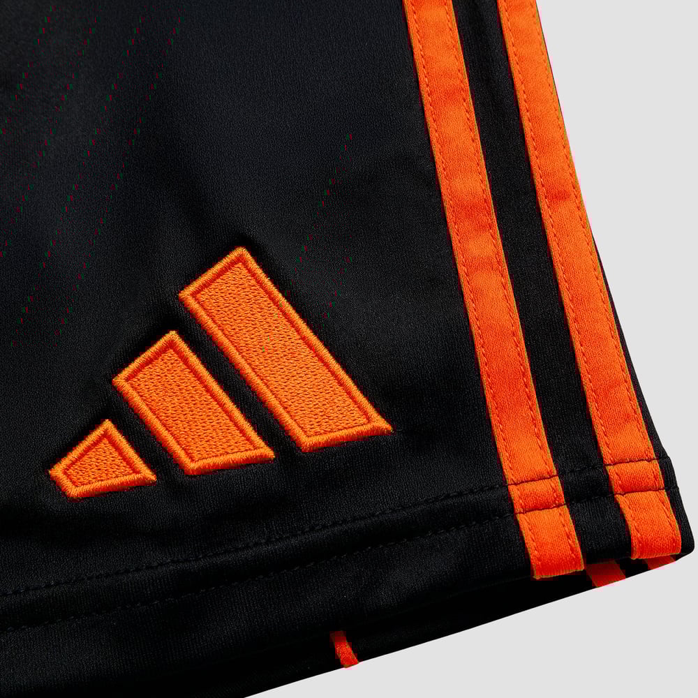 Kinder Como 2025/26 Dritte Shorts