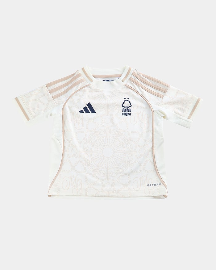 Kinder Nottingham Forest 2025/26 Auswärts kit
