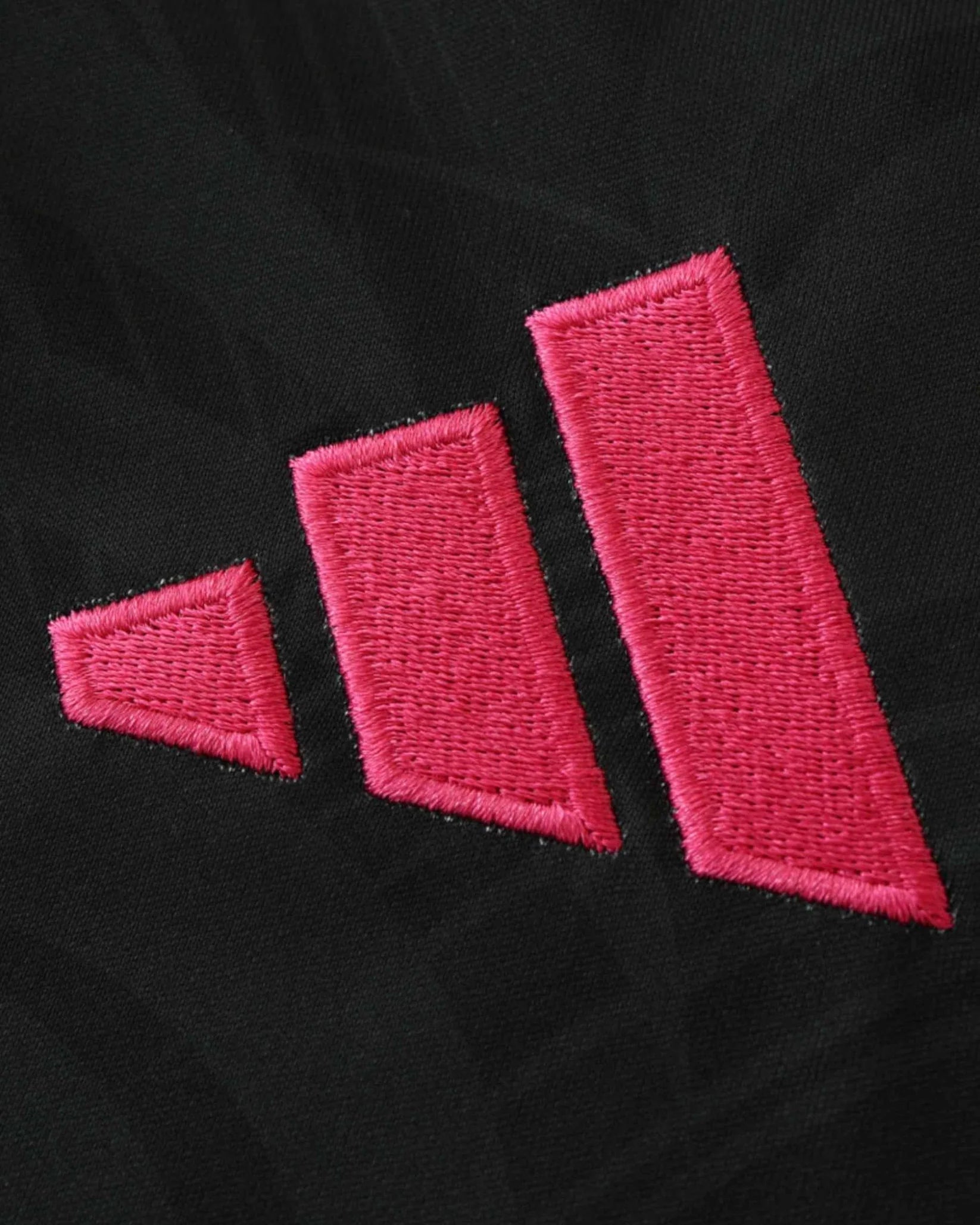 INTER MIAMI X NEON BEACH | SPECIAL EDITION