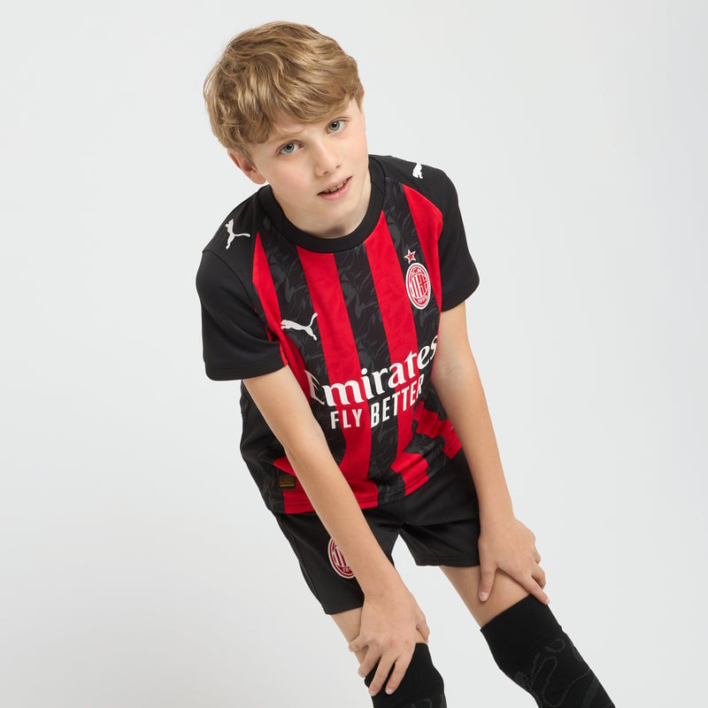 Kinder Mailand 2025/26 Home Kit