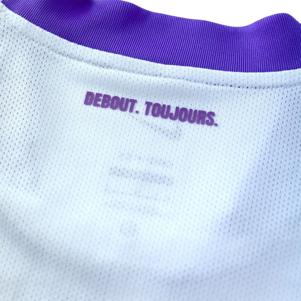 Kinder Toulouse FC 2025/26 Heim gesponsertes Hemd