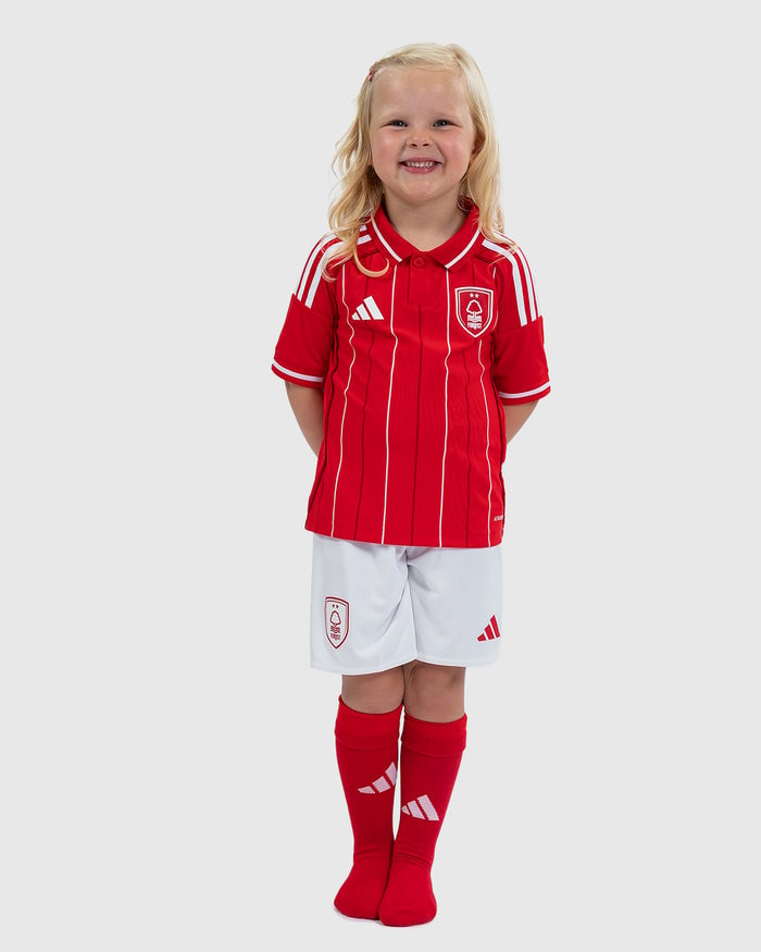 Kinder-Wald Nottingham 2025/26 Heim-Kit