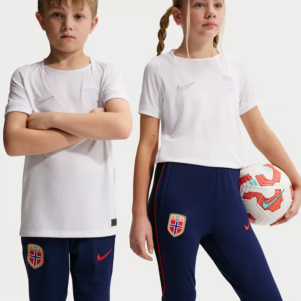 Kinder Norwegen 2026 Stadion drittes Hemd