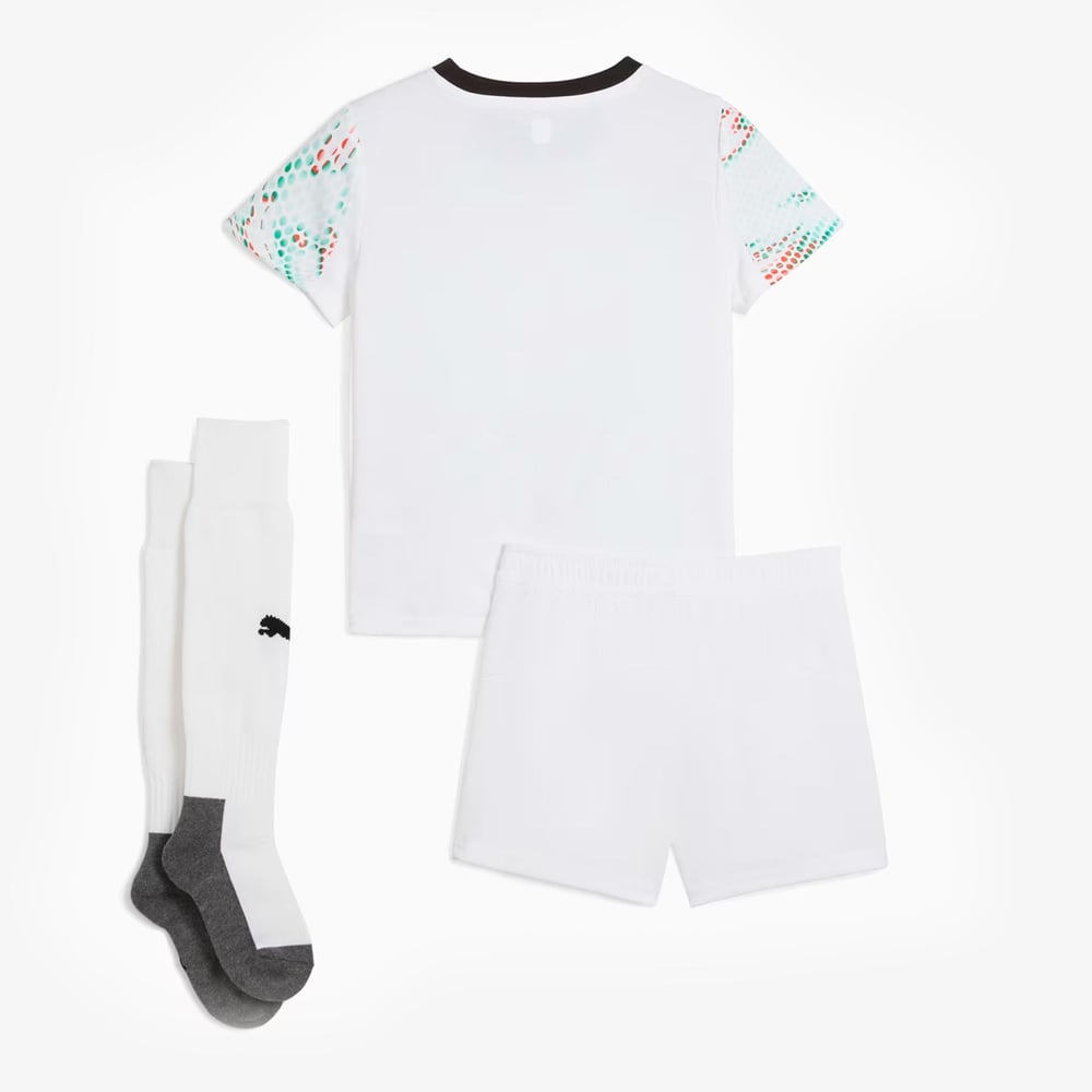 Kinder Portugal 2025 Away Kit