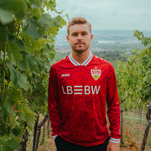 Kid's VfB Stuttgart 2025/26 Away Long Sleeve Shirt