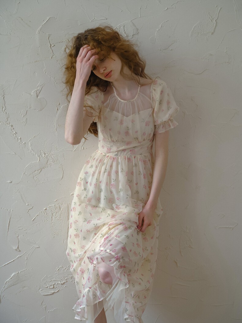 Buy Romantic Pink Floral Short Sleeve Dress - Megustas