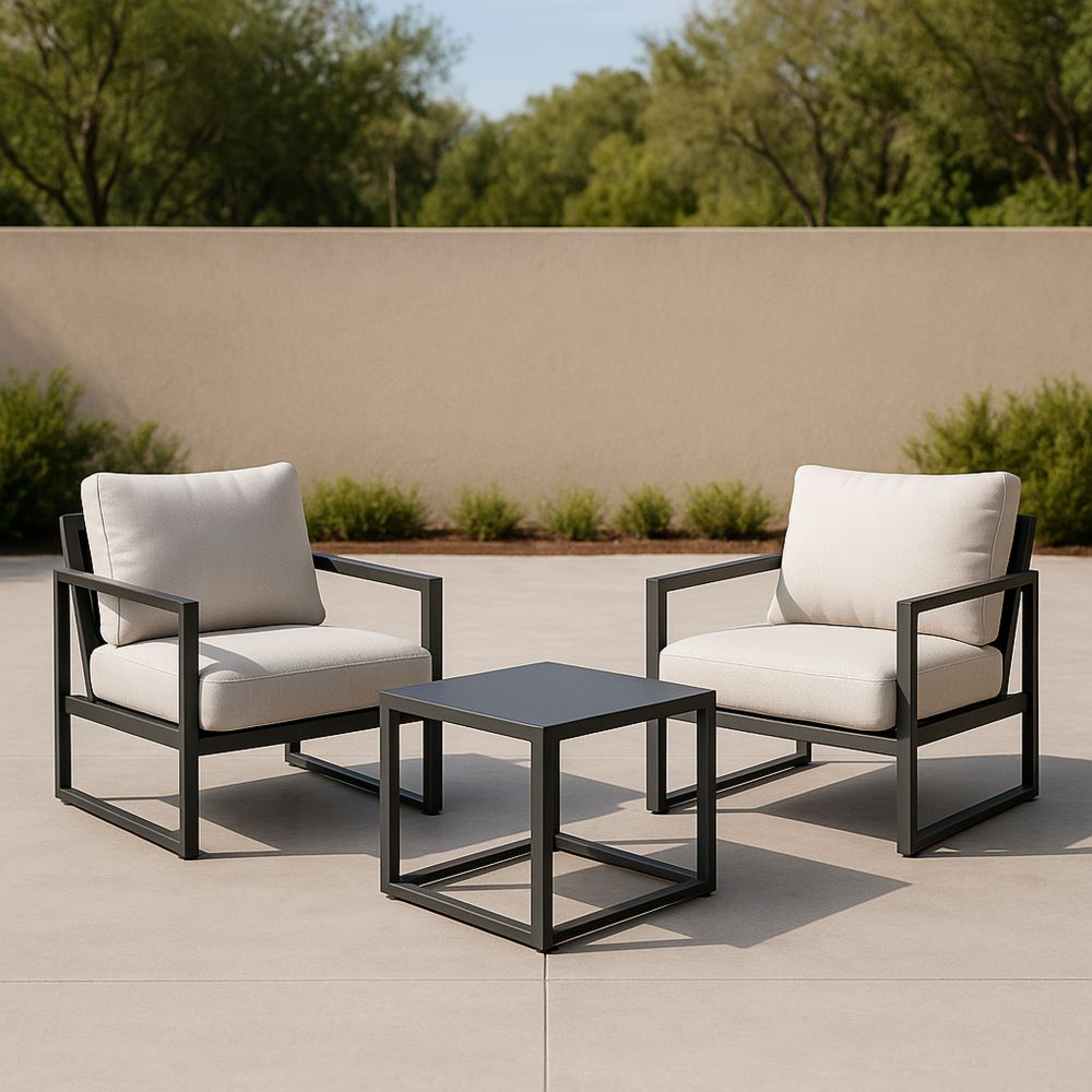 Zestaw mebli ogrodowych: 2 fotele aluminiowe i stolik szklany