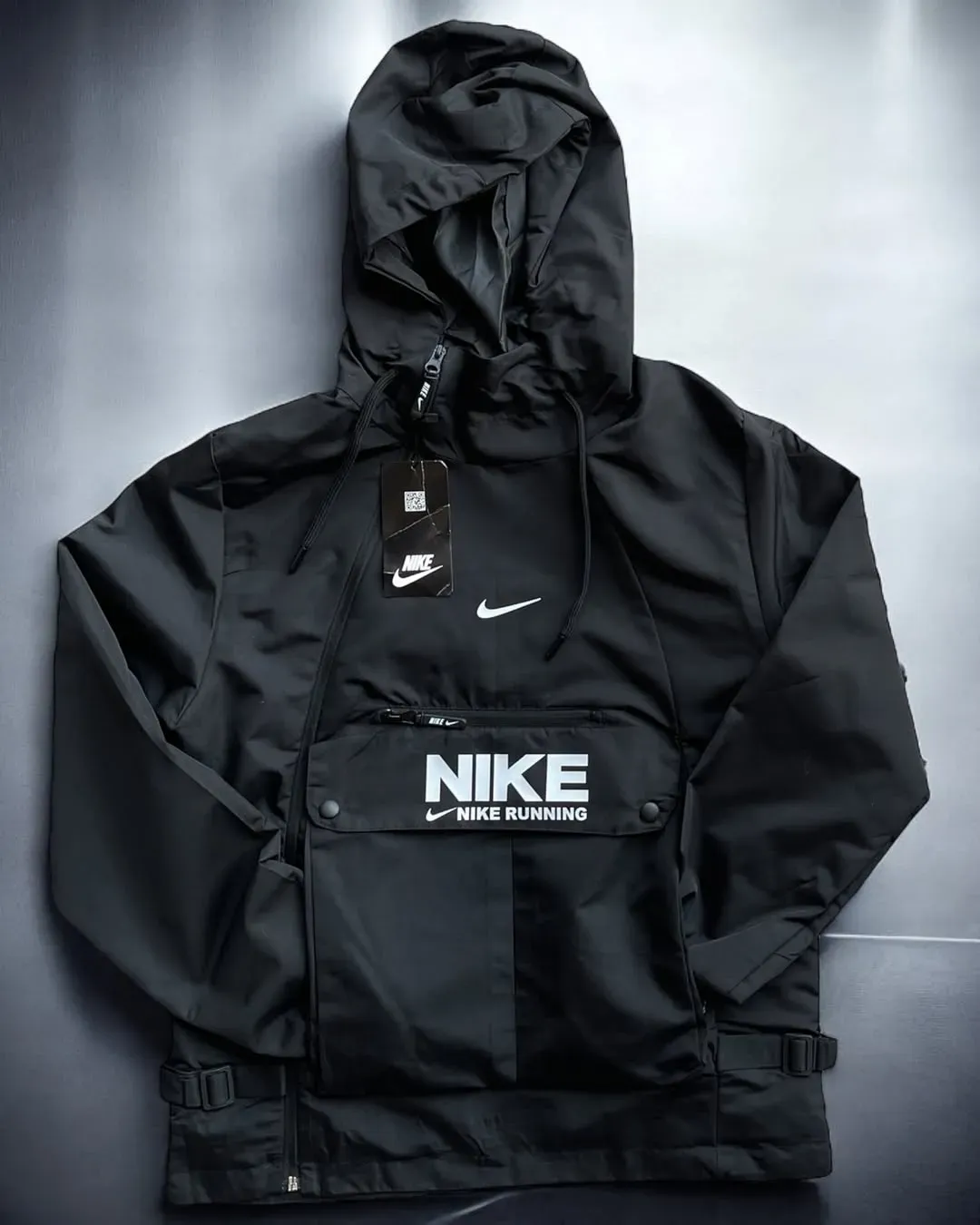 Water repellent windbreaker Image - 5