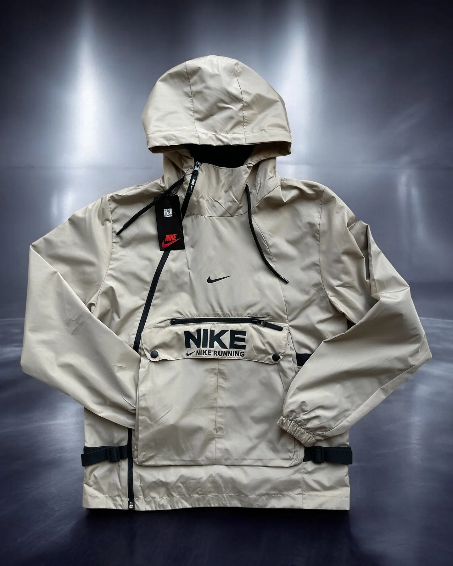 Water repellent windbreaker Image - 6