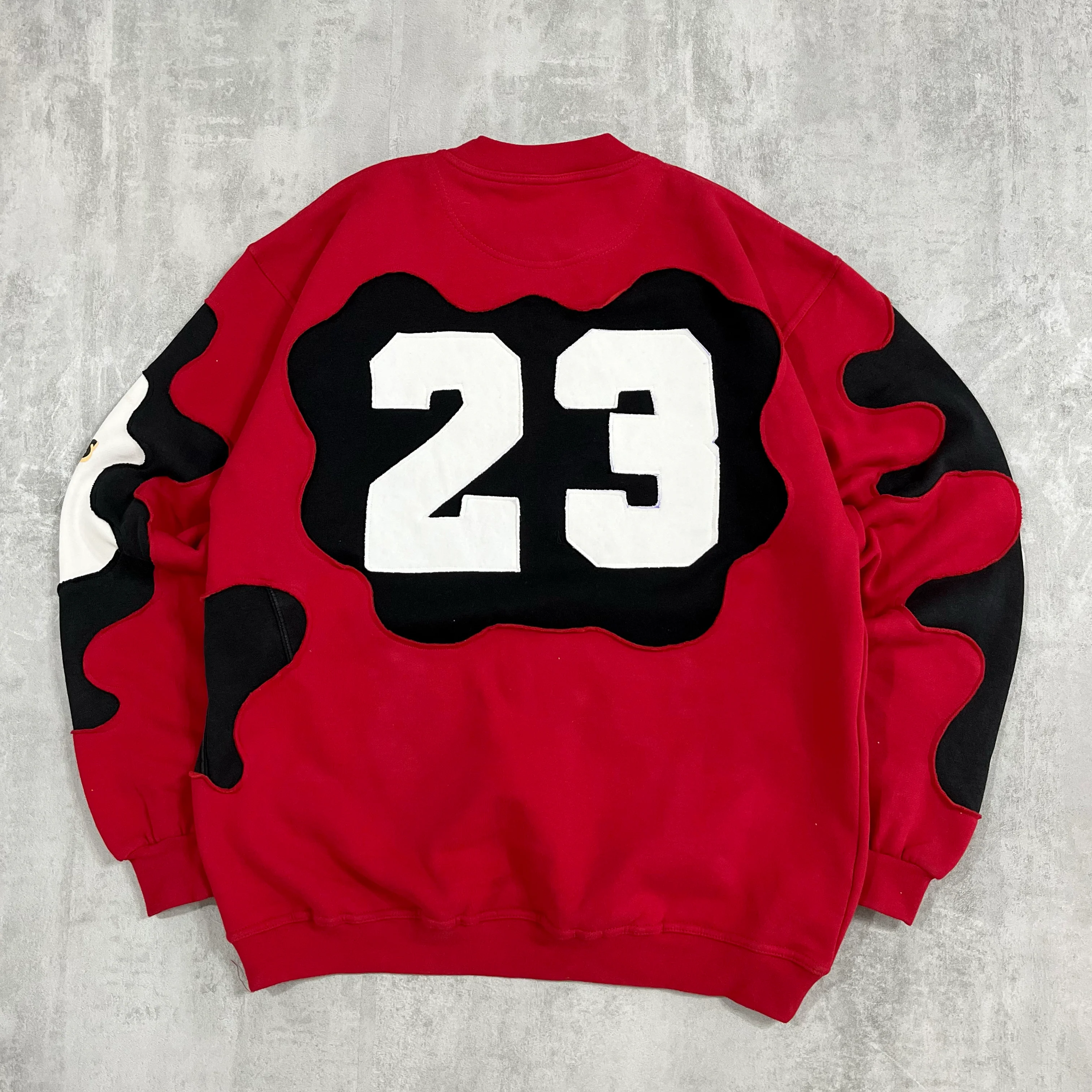 'DREAMS TAKE SWEAT' SWEATSHIRT (L)