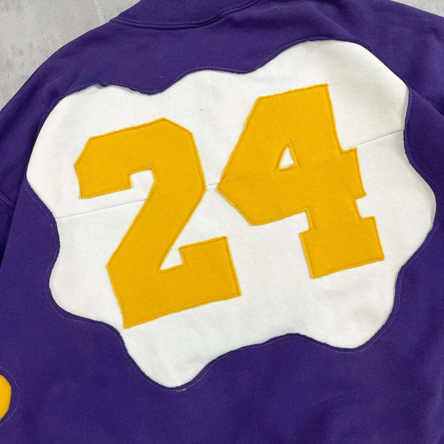 'BONES' SWEATSHIRT (L)