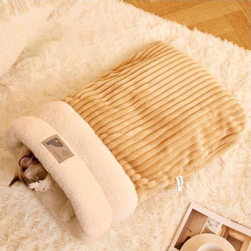 Warm cat bed sleeping bag