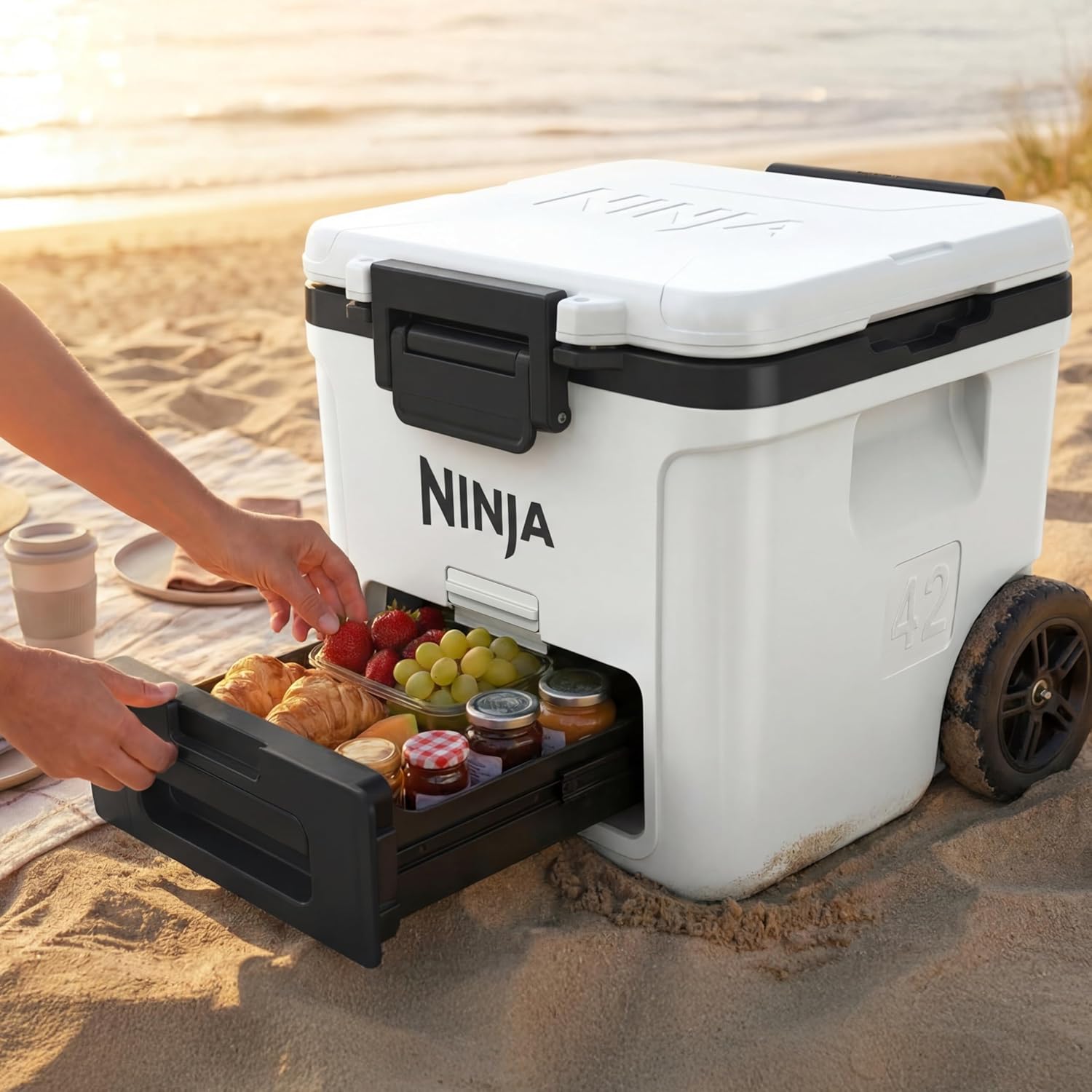 [Limited-Time Promotion] Ninja Wheeled Cooler — Keeps Contents Cold for Days
