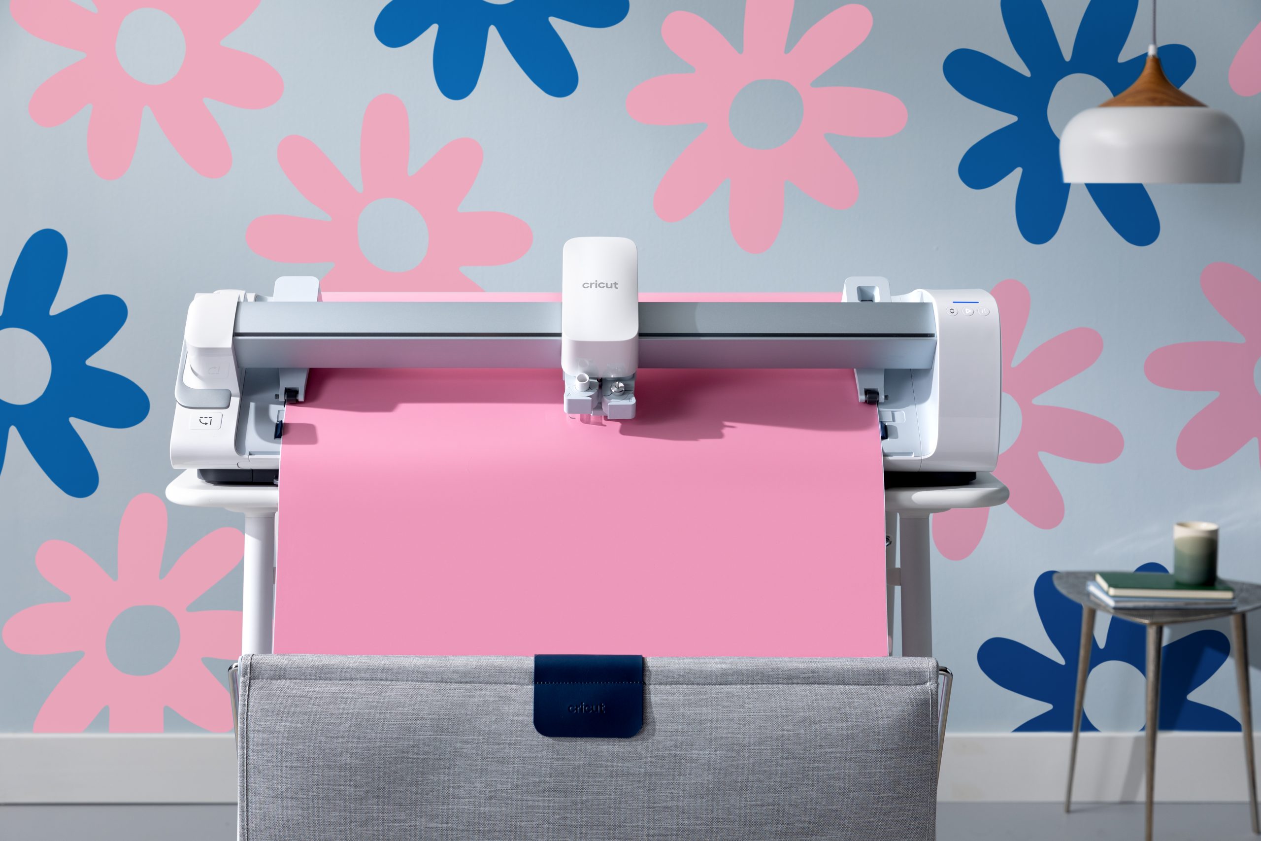 Crafty cutting brand Cricut take aim a the prosumer with their giant Cricut  Venture cutting machine!