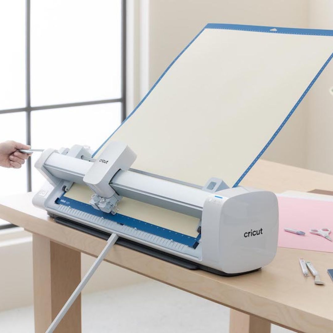 ☀️Summer Sale🔥🎨 Cricut Venture Smart Cutting Machine & Stand Bundle