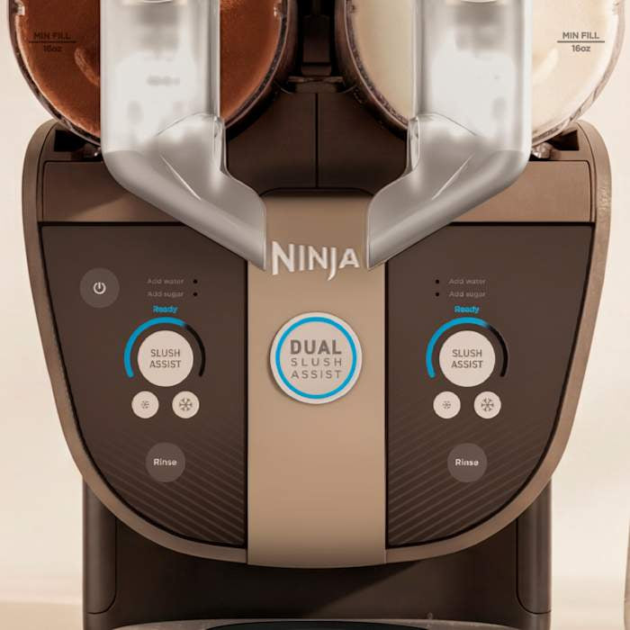 Ninja&trade; SLUSHi&trade; Twist 144 盎司冰沙机（灰褐色） 01 02 03 04.jpg__PID:a1a4dfb6-27b4-4db3-be07-dffbaec0e069