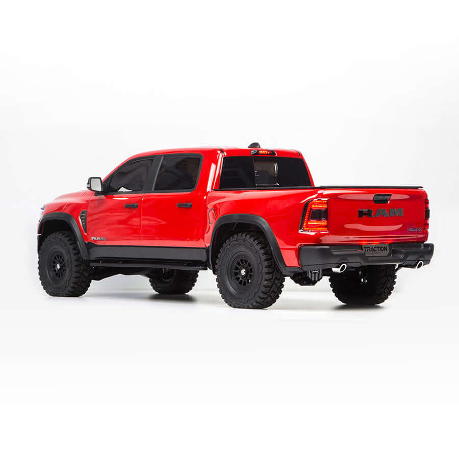 Reinforced front axle and steering linkage of Dodge RAM 1500 off-road RC truck