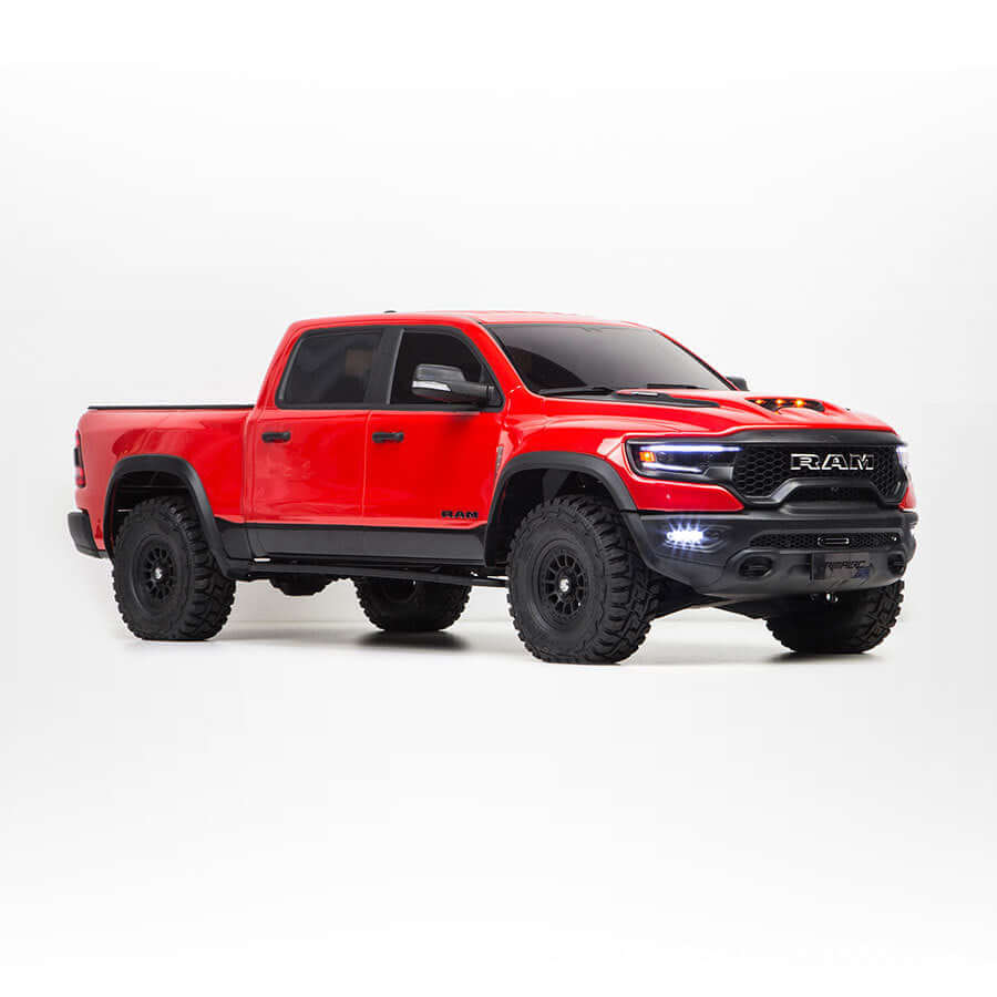 4WD drive system and motor layout in Dodge RAM 1500 RC crawler